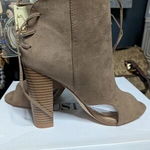 Stylish Tan Peep-Toe Booties